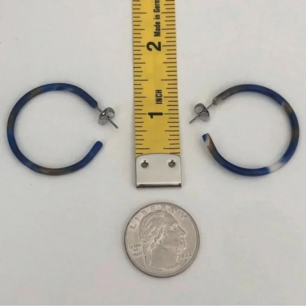 Blue & Brown Swirl Tortie Circle Hoop Acrylic Resin Earrings NWT